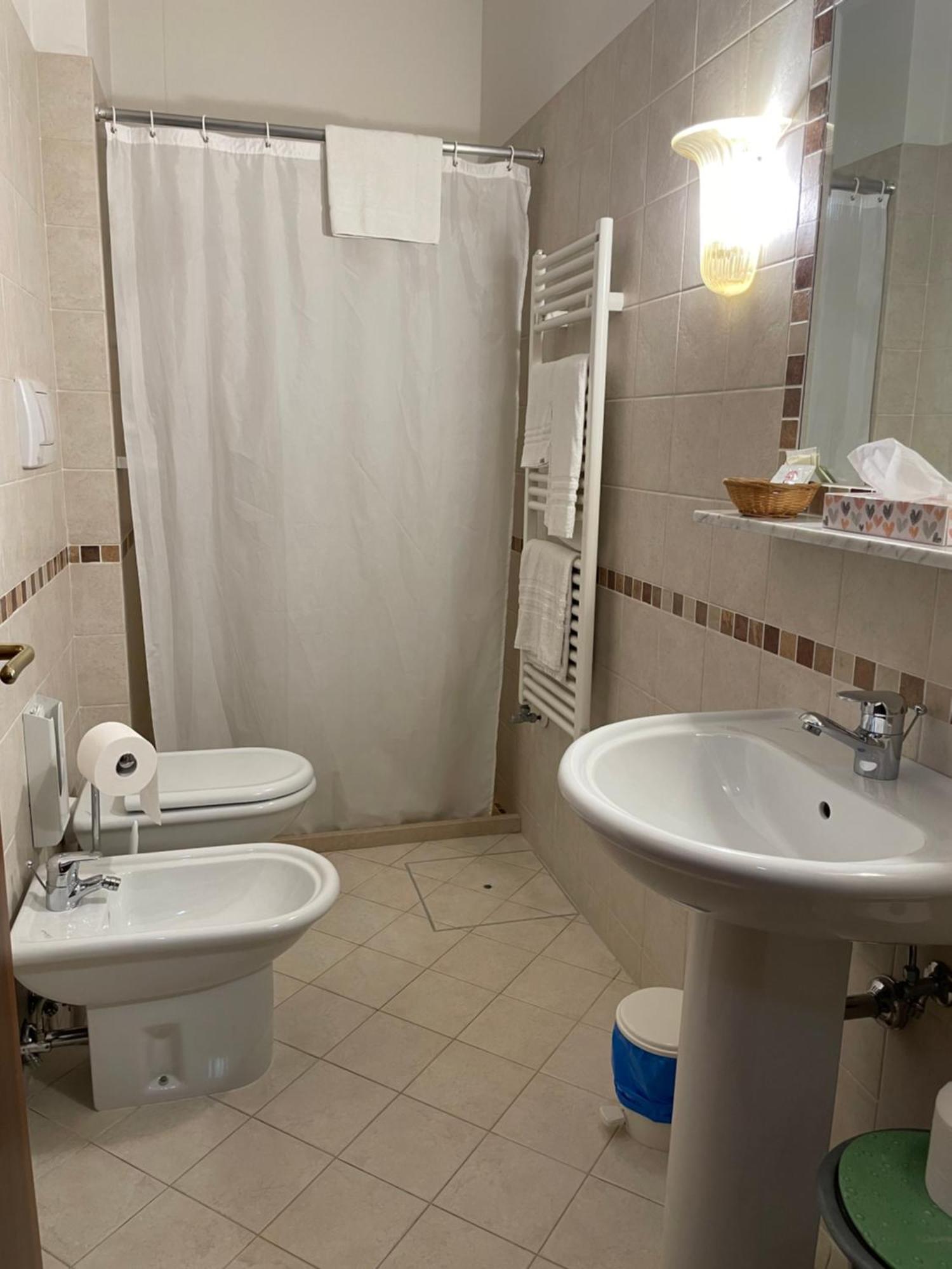 Hotel Ab Baretta レニャーロ エクステリア 写真